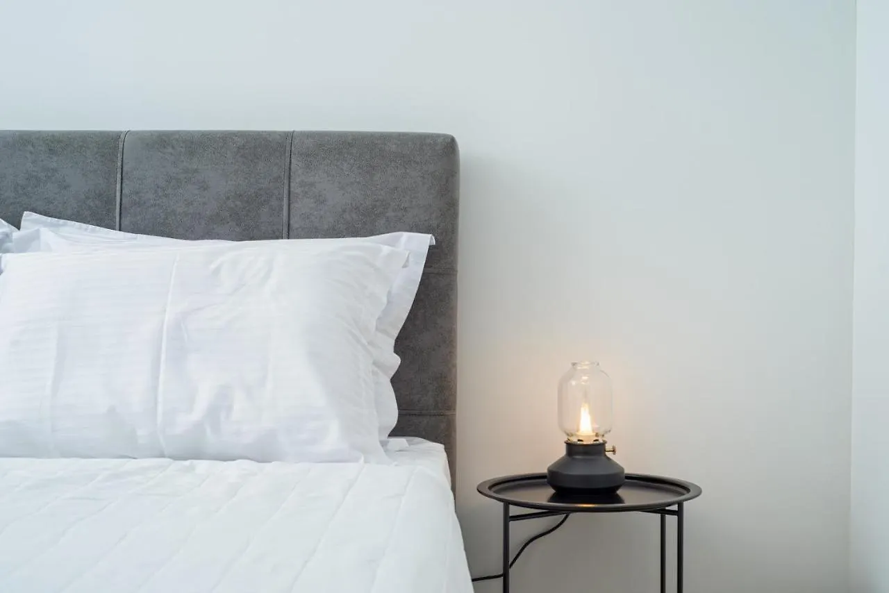 Apartment White Suite Armonia Thessaloniki Griechenland